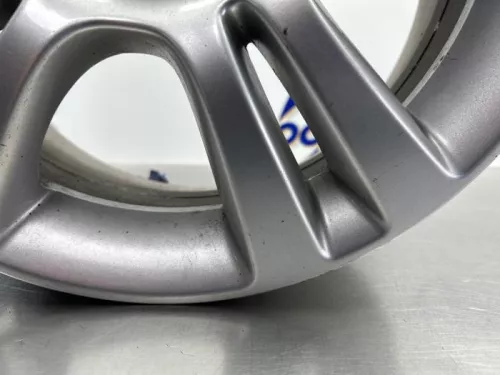 Velg-8238831 (21566529)