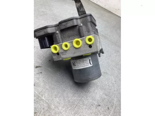 ABS Pomp-8284590 (22145444)