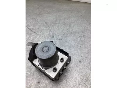ABS Pomp-8219515 (22377398)