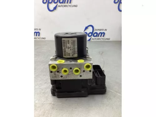 ABS Pomp-7924379