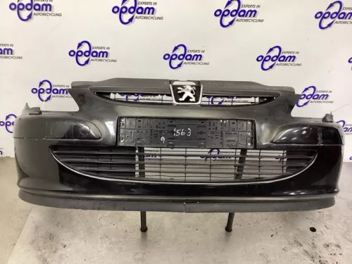 Voorbumper-8221899