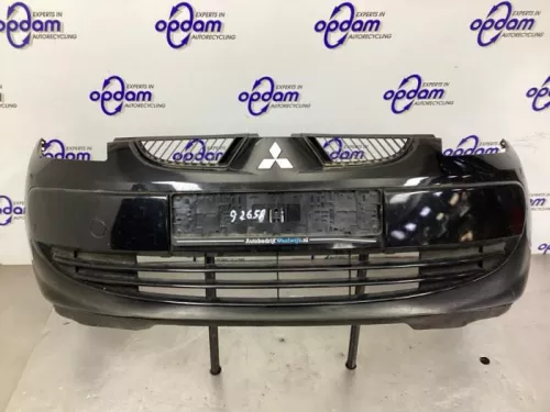 Voorbumper-8280246 (22697038)
