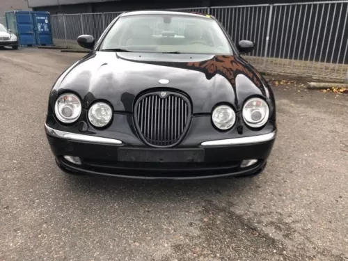 Voorbumper-7931635 (17695619)