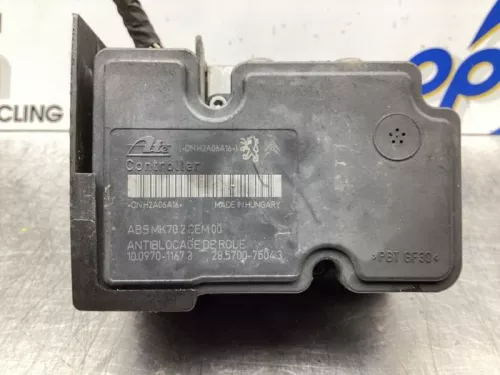 ABS Pomp-7975208 (18018739)