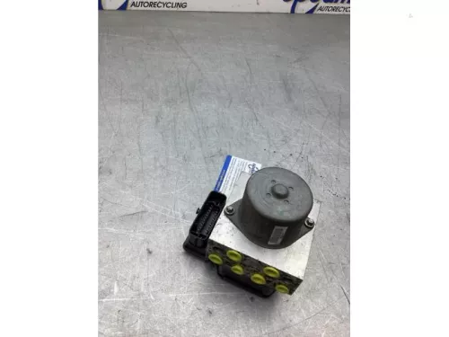 ABS Pomp-8182447 (22560221)
