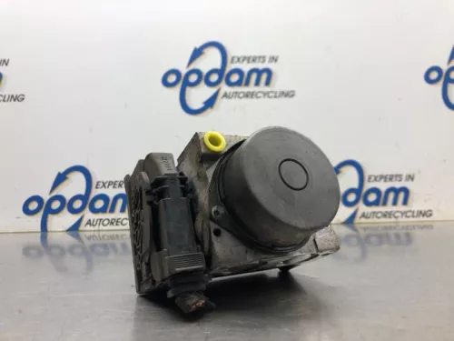 ABS Pomp-8174415