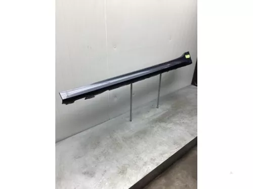 Zijskirt links-7985276 (18064509)