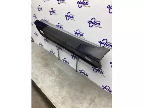 Zijskirt links-8147243 (20544345)