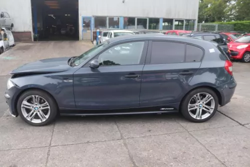 Zijskirt links-6938958