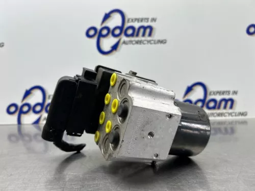 ABS Pomp-8271591