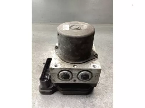 ABS Pomp-8141872