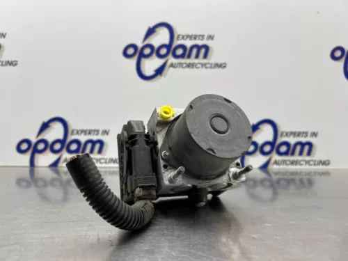 ABS Pomp-8293819 (22474653)