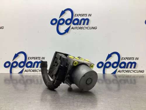 ABS Pomp-7992744
