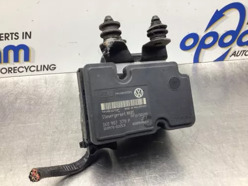ABS Pomp-6748454 (17661612)