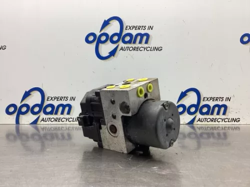 ABS Pomp-8131352