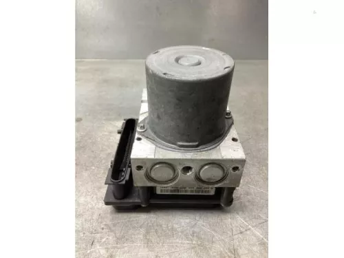 ABS Pomp-8119411