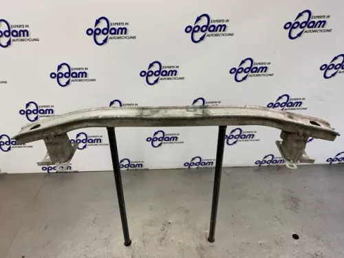 Bumperframe voor-8323945