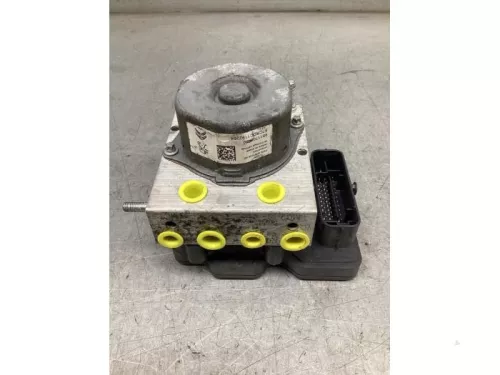 ABS Pomp-8044746