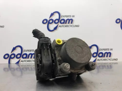 ABS Pomp-8209441