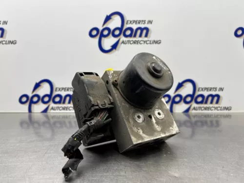 ABS Pomp-8295119