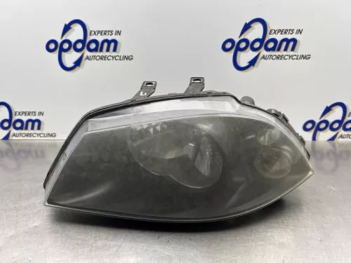 Koplamp links-8332850