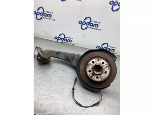 Fusee rechts-achter-8198550