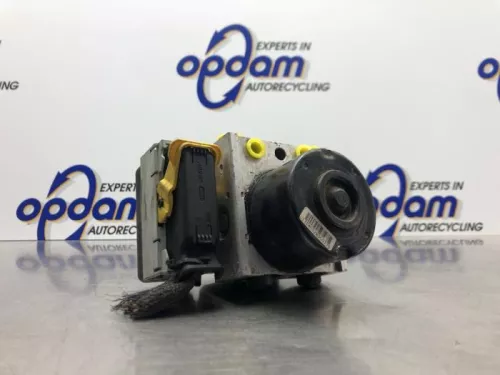 ABS Pomp-8186599
