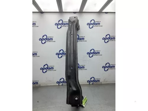 Bumperframe achter-8106532