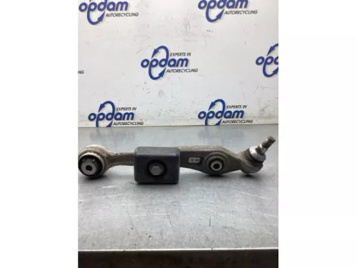 Draagarm rechts-voor-8295847