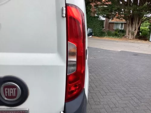 Achterlicht rechts-8352258