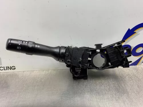 Richtingaanwijzer Schakelaar-8339551