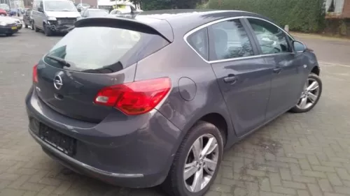 Achteras voorwielaandrijving-7887285 (9901912)