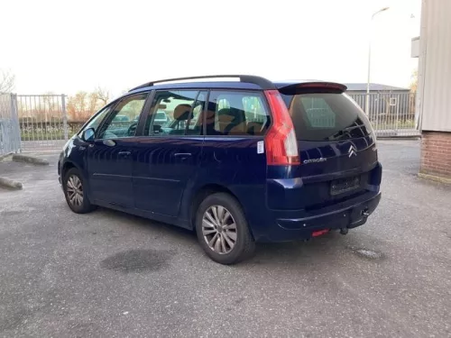 Achterbumper-7986992 (18500425)
