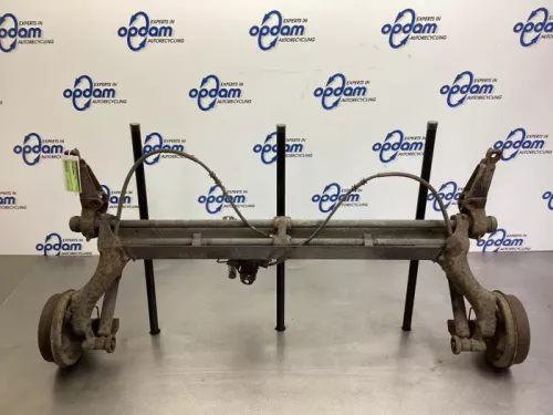 Achteras voorwielaandrijving-7613208