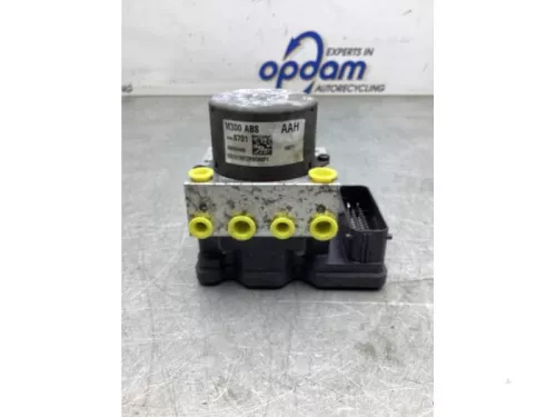 ABS Pomp-8133065
