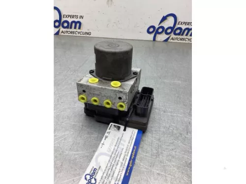 ABS Pomp-8289495