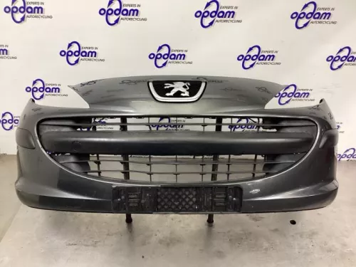 Voorbumper-8337274