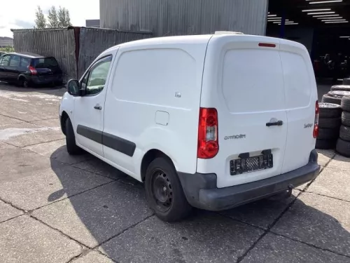 Achterlicht links-8203352