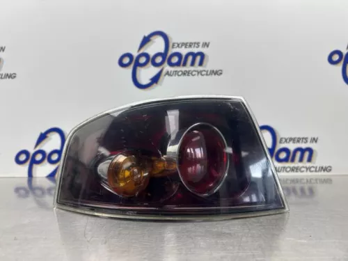 Achterlicht links-8215201