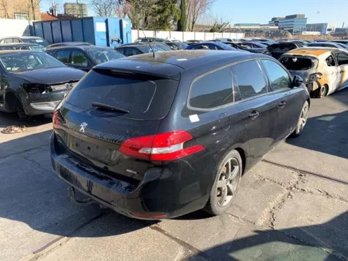 Achterlicht rechts-8304621