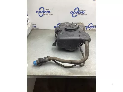 Adblue tank-8252146