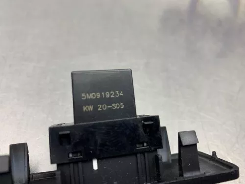 Airbag controle lampje-8203786 (21675835)