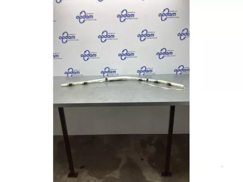 Airbag hemel links-7716927 (17386153)