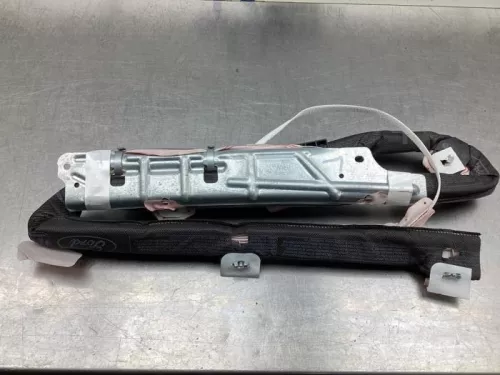 Airbag hemel links-7991147 (18984242)