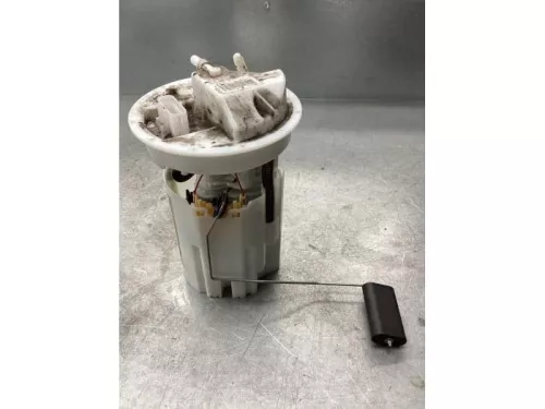 Benzinepomp-7934565
