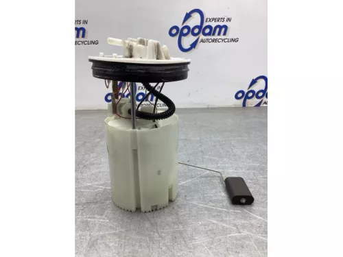 Benzinepomp-7984368
