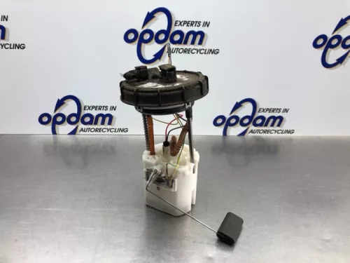 Benzinepomp-8167563