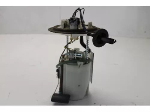 Benzinepomp-7878767