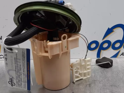 Benzinepomp-7576676
