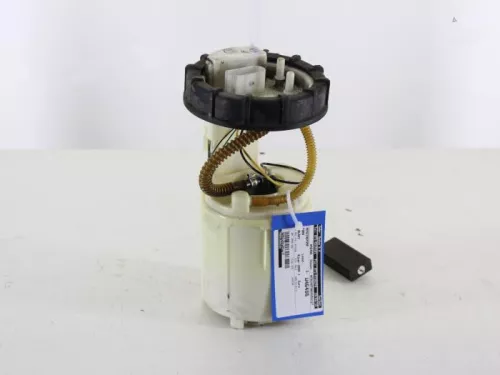 Benzinepomp-7889140